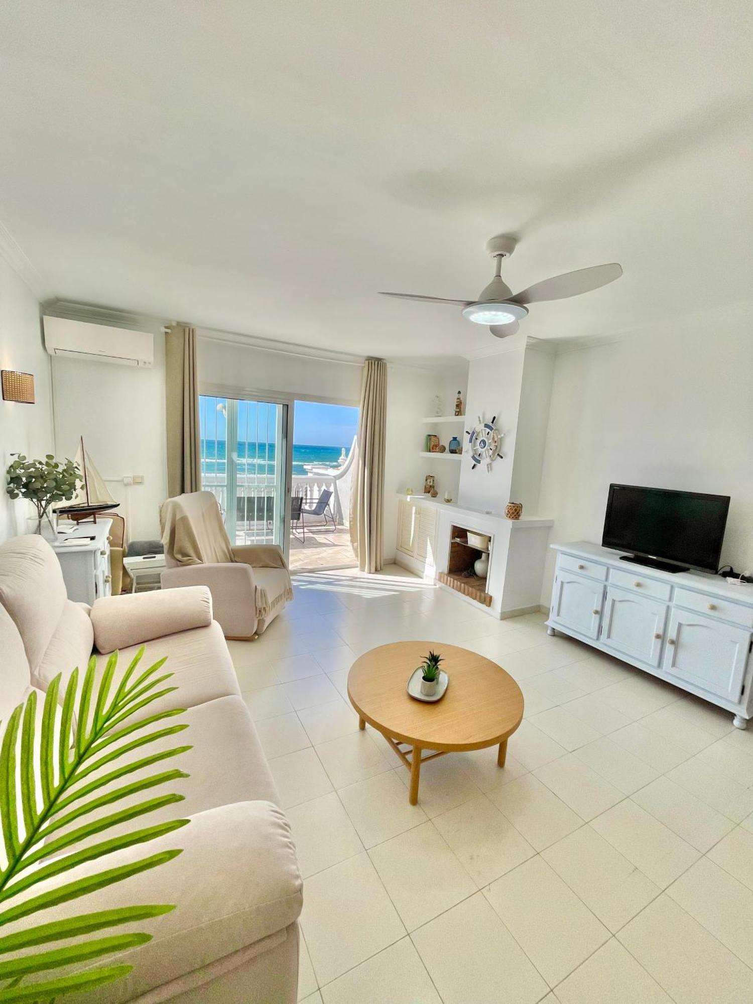 Apartamento Frontal Al Mar - Torrox Costa Esterno foto